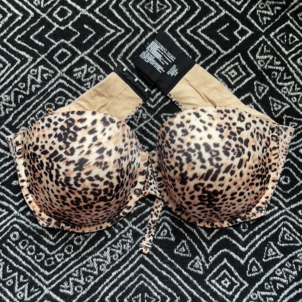 Victoria secret biofit  Multi-Way Bra NEW! 36D 🐆